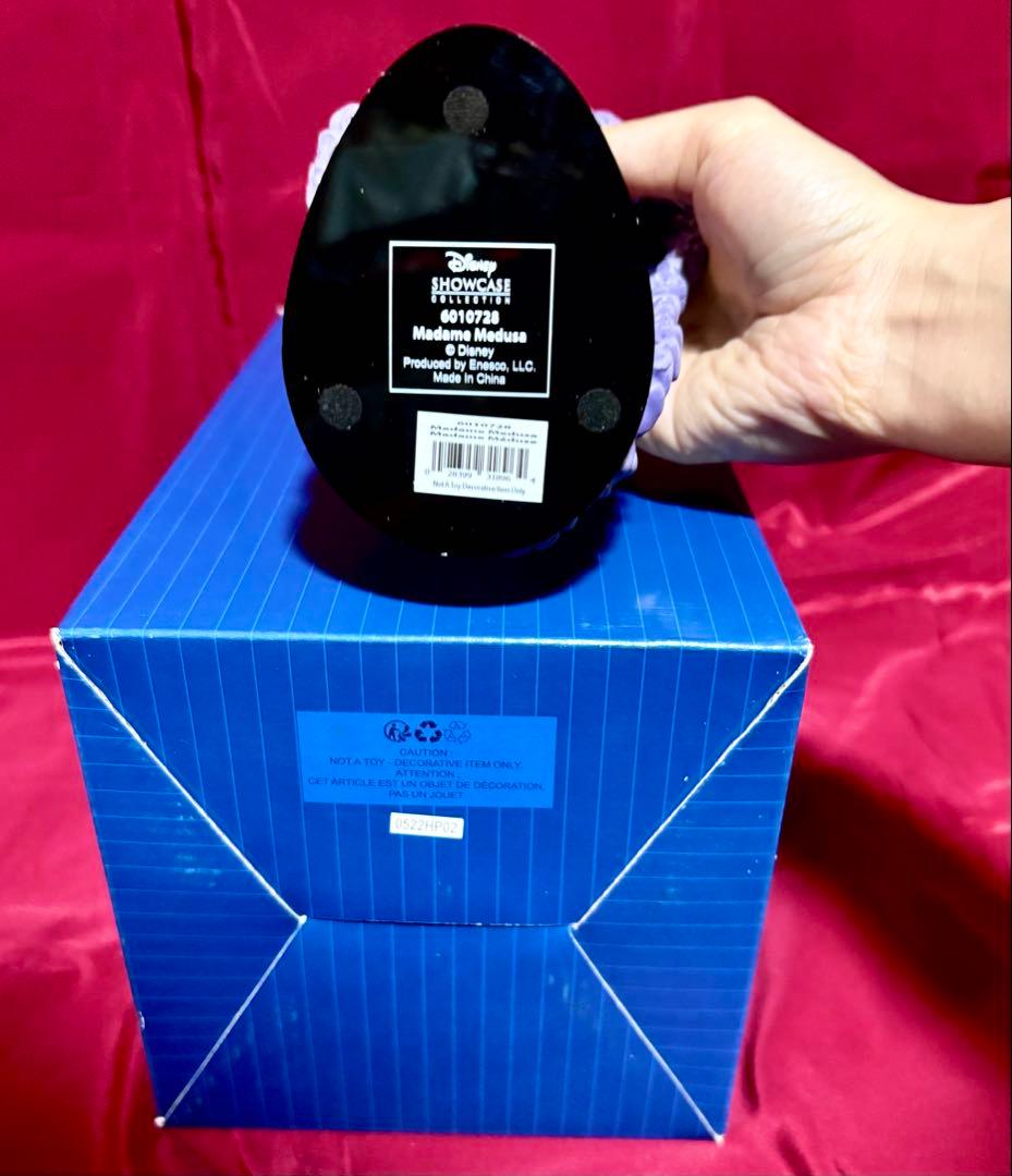 ショーケース　ビアンカの大冒険　ディズニー　ヴィランズ　マダムメデューサ　置物