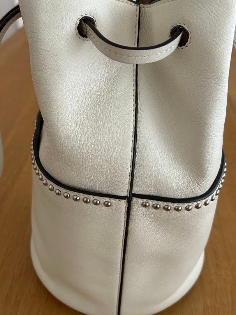 J&M DAVIDSON ミニ デイジー ウィズ スタッズ レザー バッグ