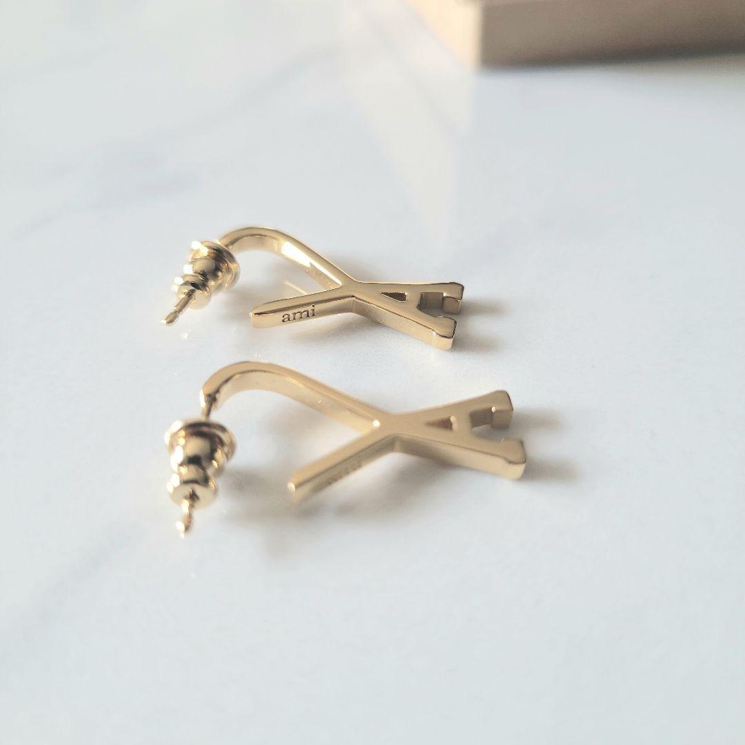 【新品未使用】AMI PARIS/ スモールフープピアス 両耳 GLD