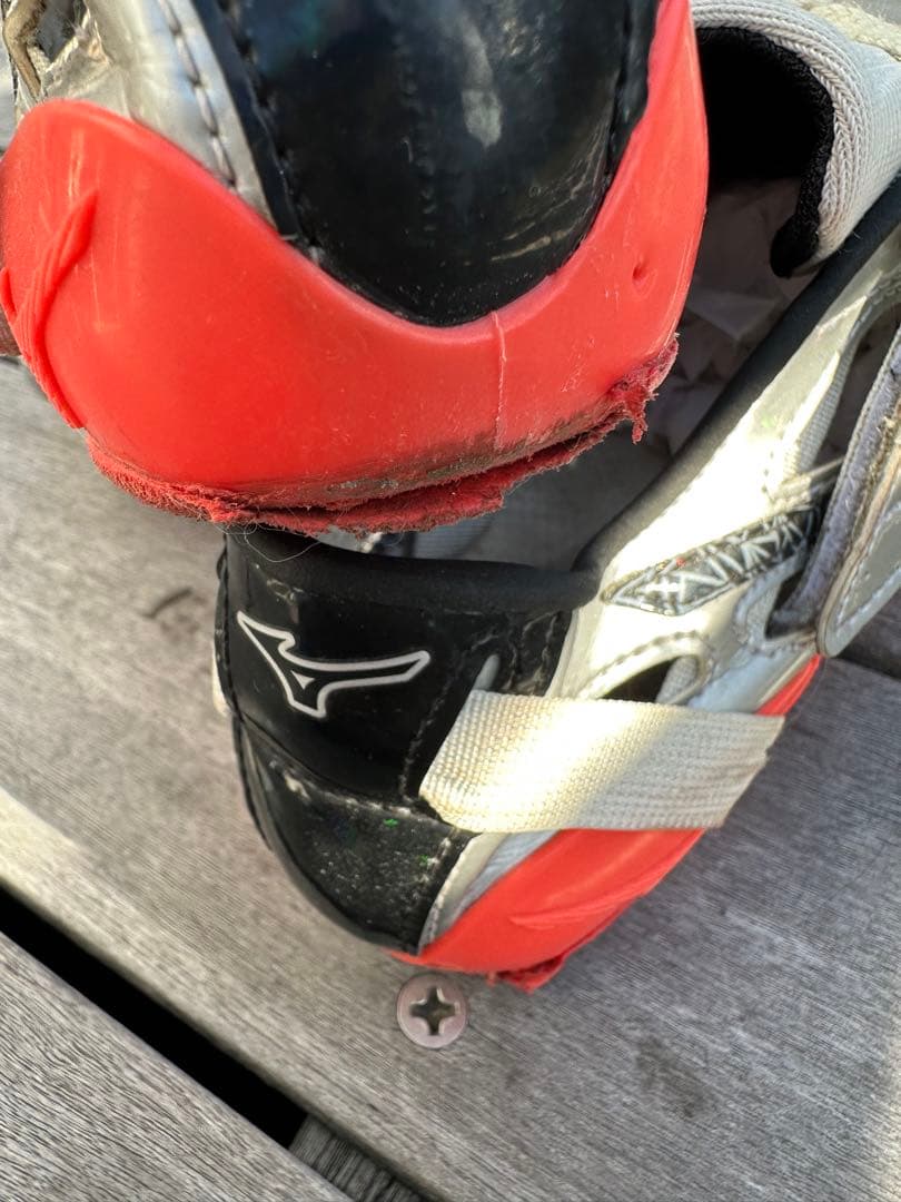 ミズノ陸上競技用スパイクシューズ 23.5