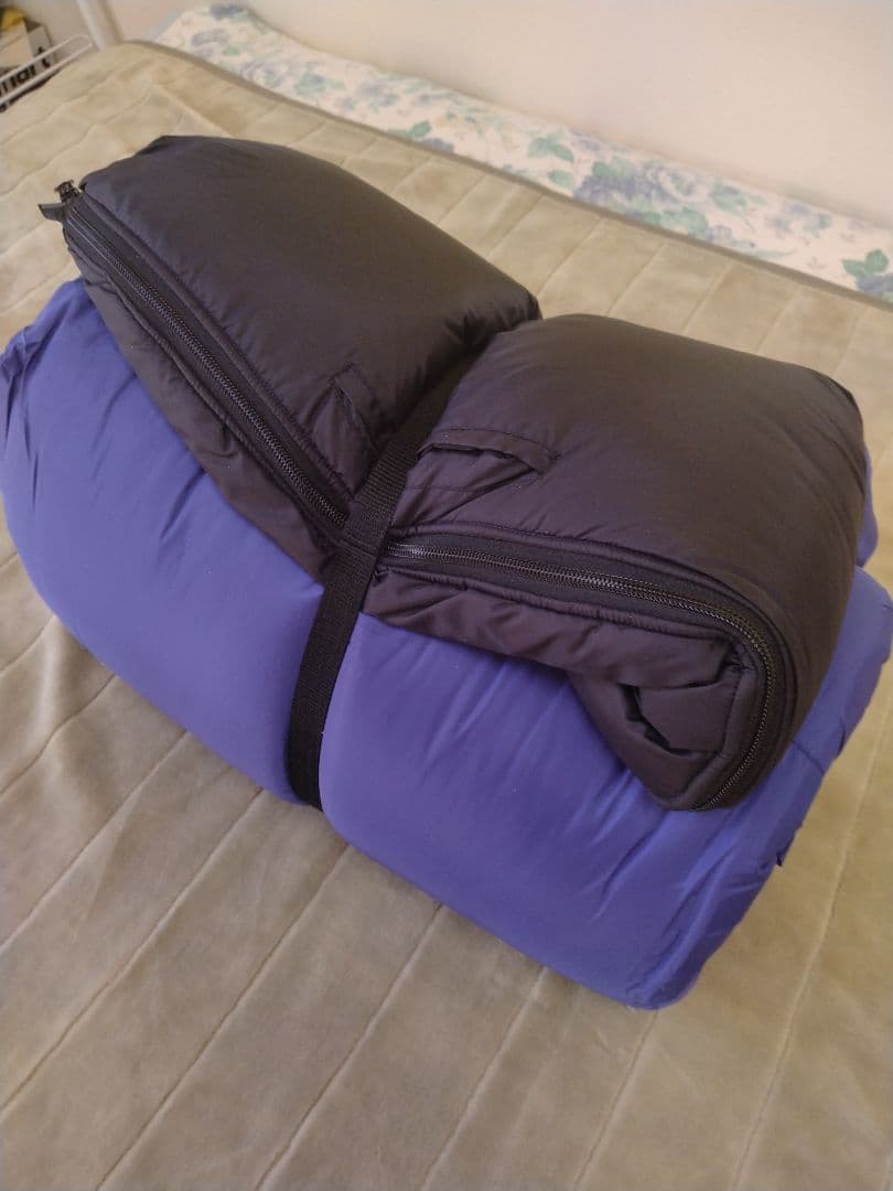 中古良品①　イスカ ISUKA Trek1000 シュラフ