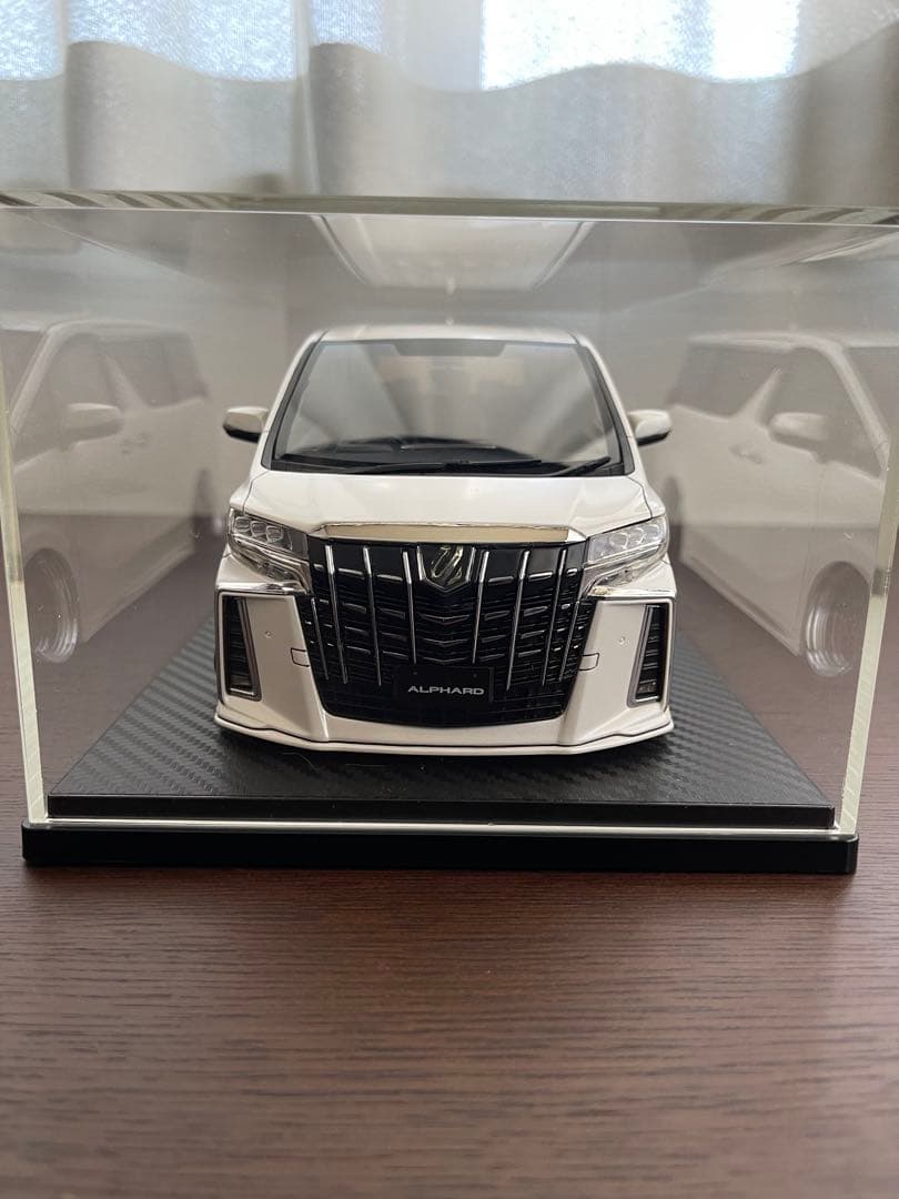 イグニッションモデル トヨタ アルファード H30W 1/18 カスタム