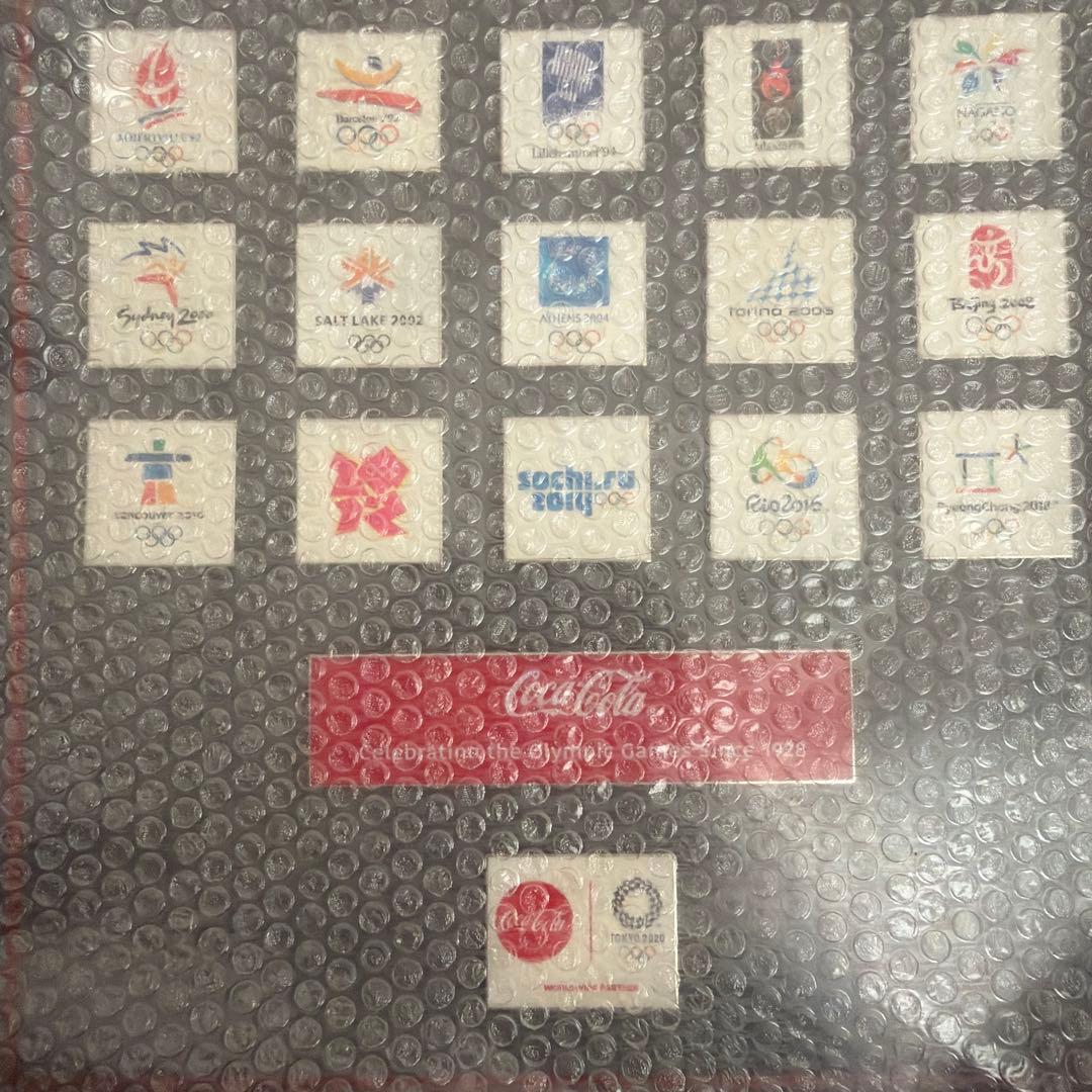 コカコーラ歴代オリンピック　ピンバッジ