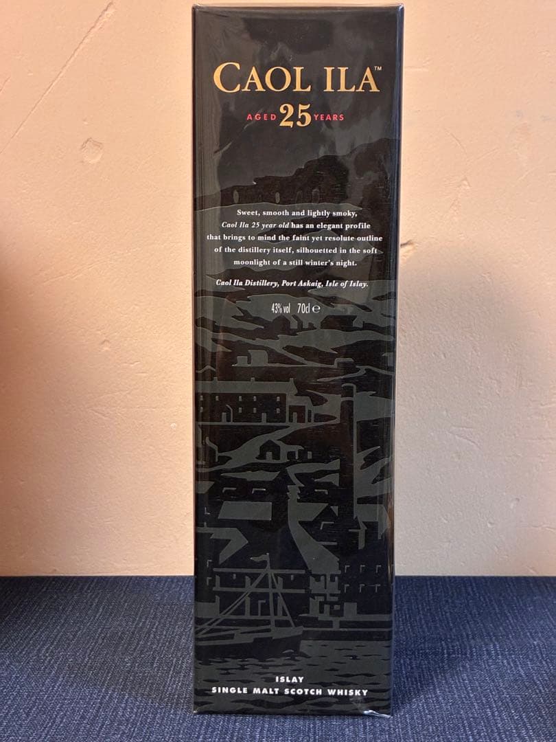 【新品】カリラ 25年 正規品 シングルモルト スコッチウイスキー700ml