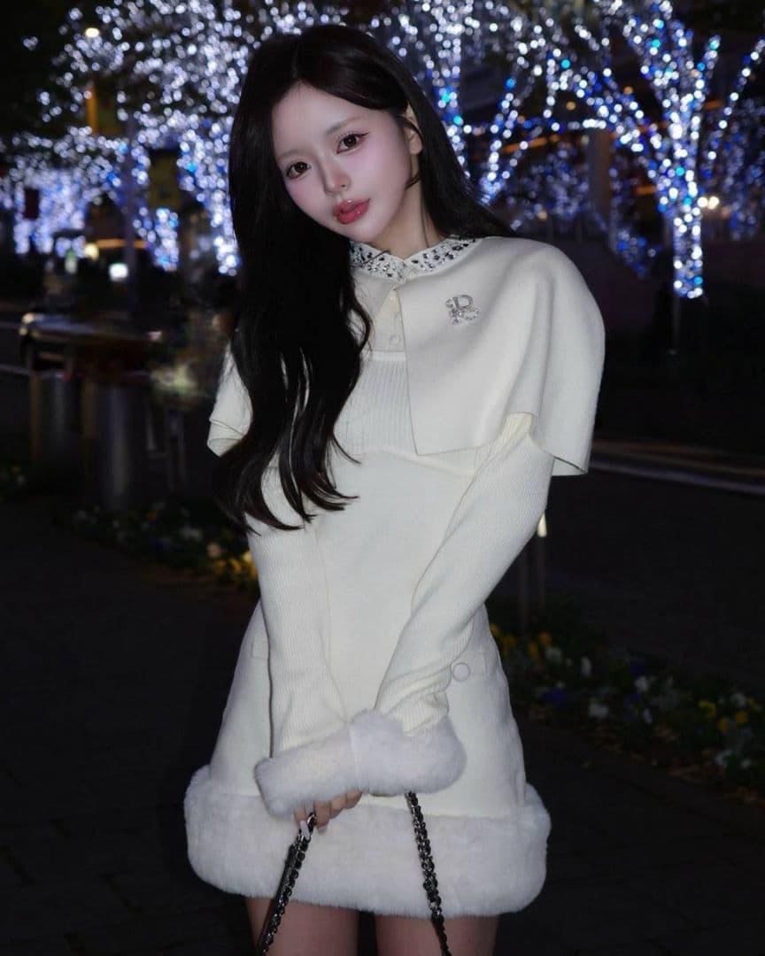 ダーリッチ フリーサイズ ビジューケープニットミニワンピース 【F】白