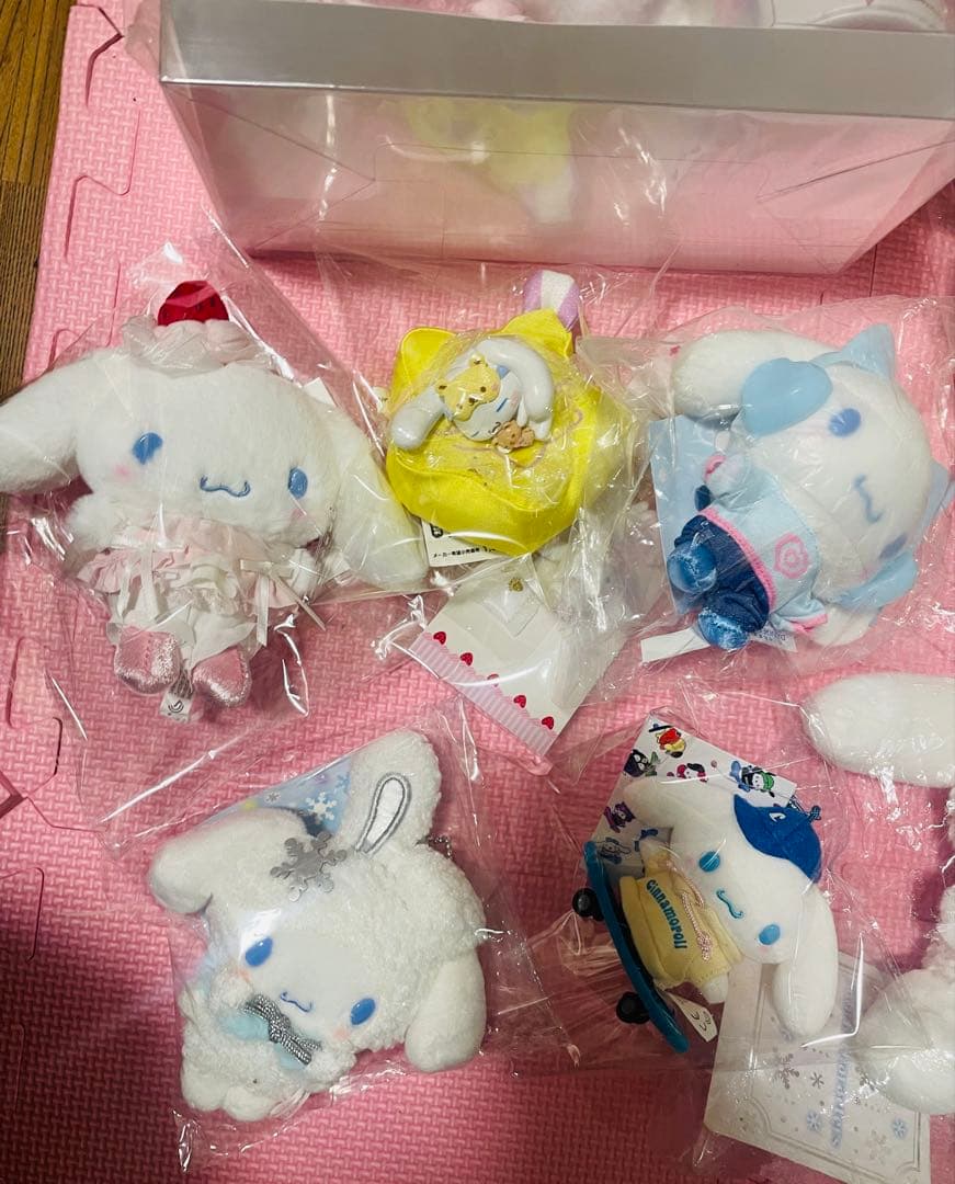 サンリオシナモロールぬいぐるみマスコットまとめ売り