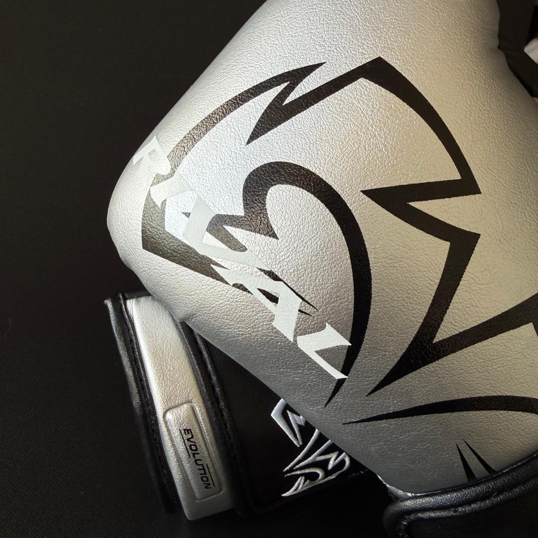 【美品】RIVAL ライバル RS11V スパーリンググローブ Mサイズ14oz