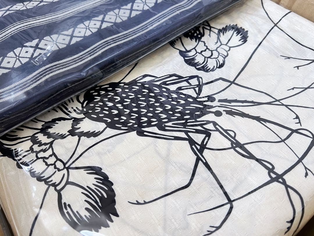 新品 utatane 浴衣3点セット 高級変わり織 国内染色 古典柄 伊勢海老