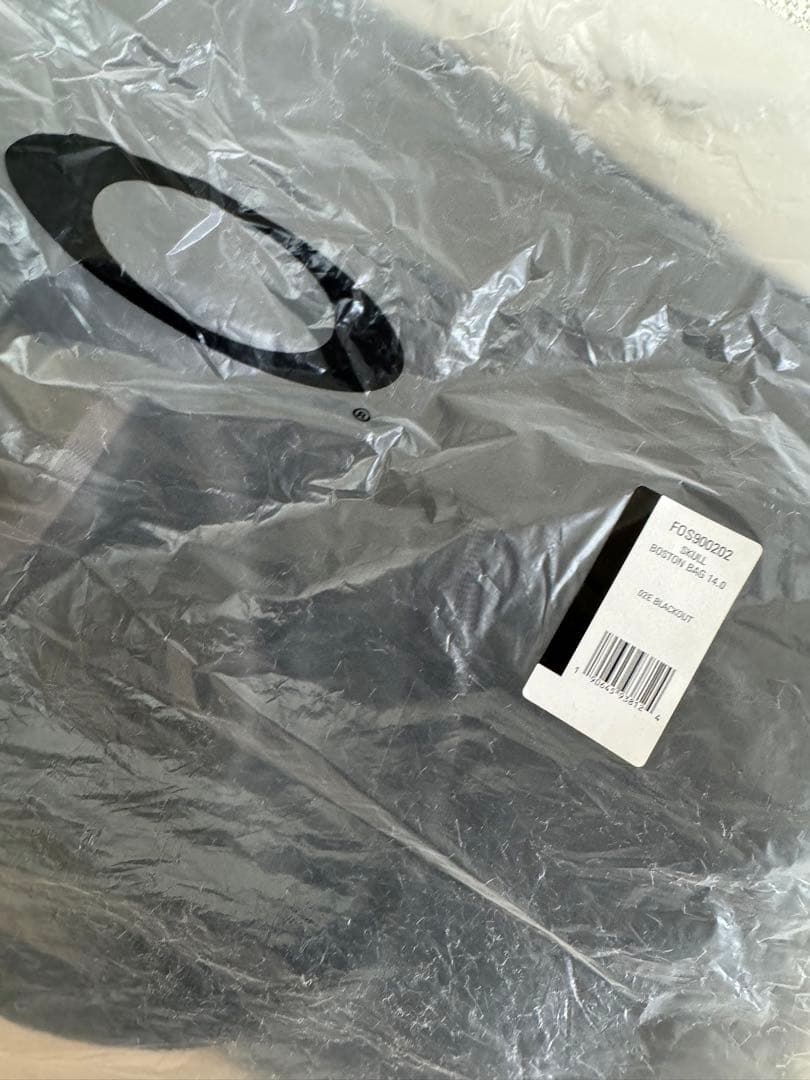 Oakley ブラックバッグ メッシュポケット付き　新品未使用