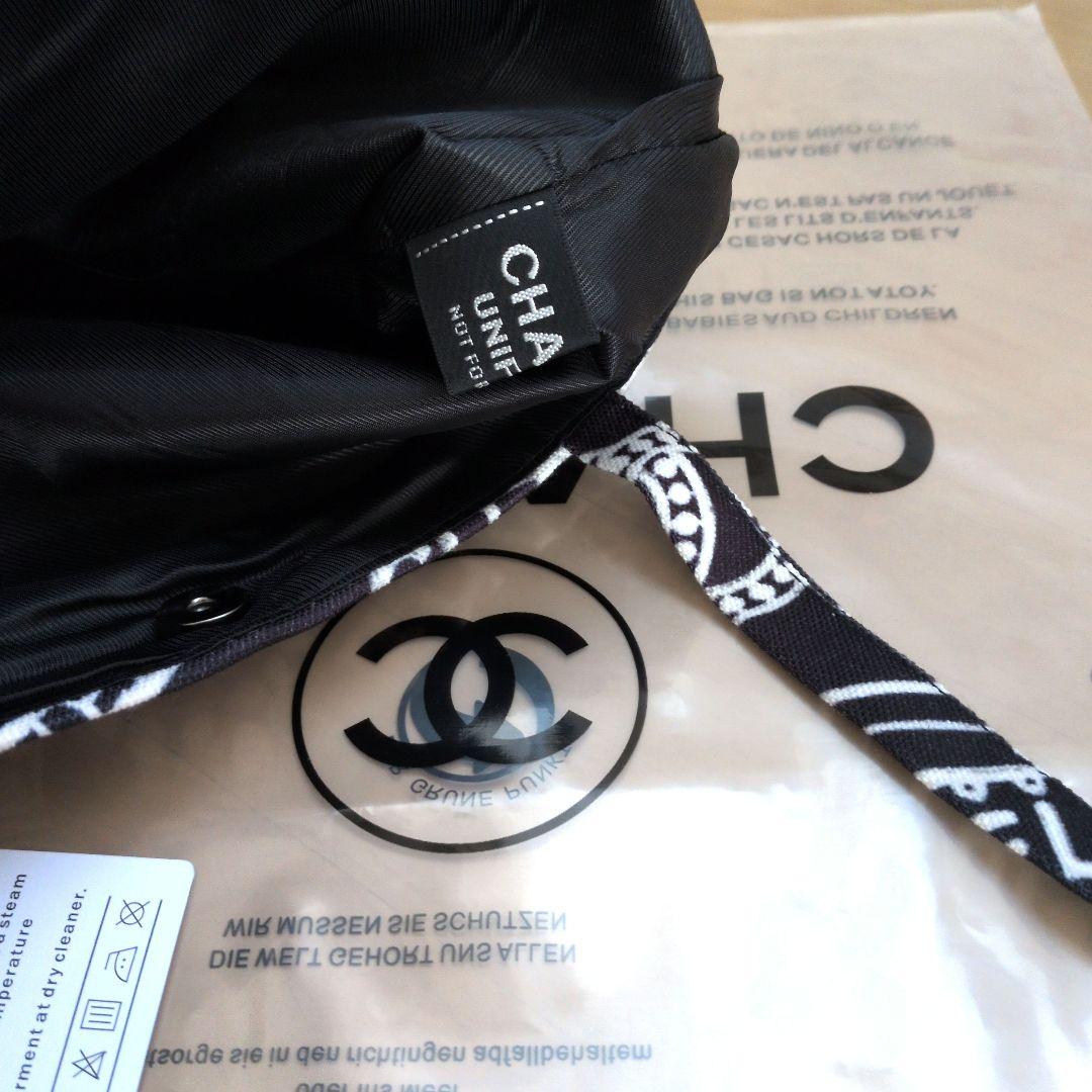 シャネル　トートバッグ　ロゴブラック