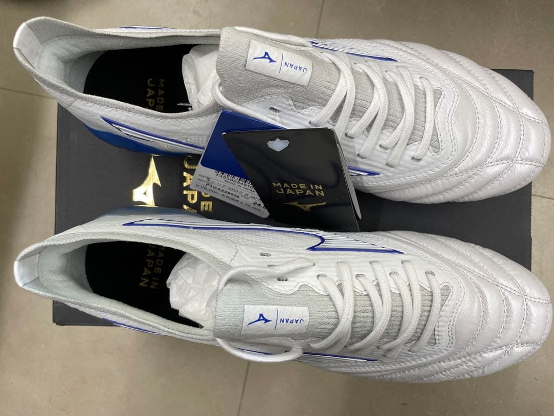 ミズノ　モレリアネオ3 β ジャパン　24.5