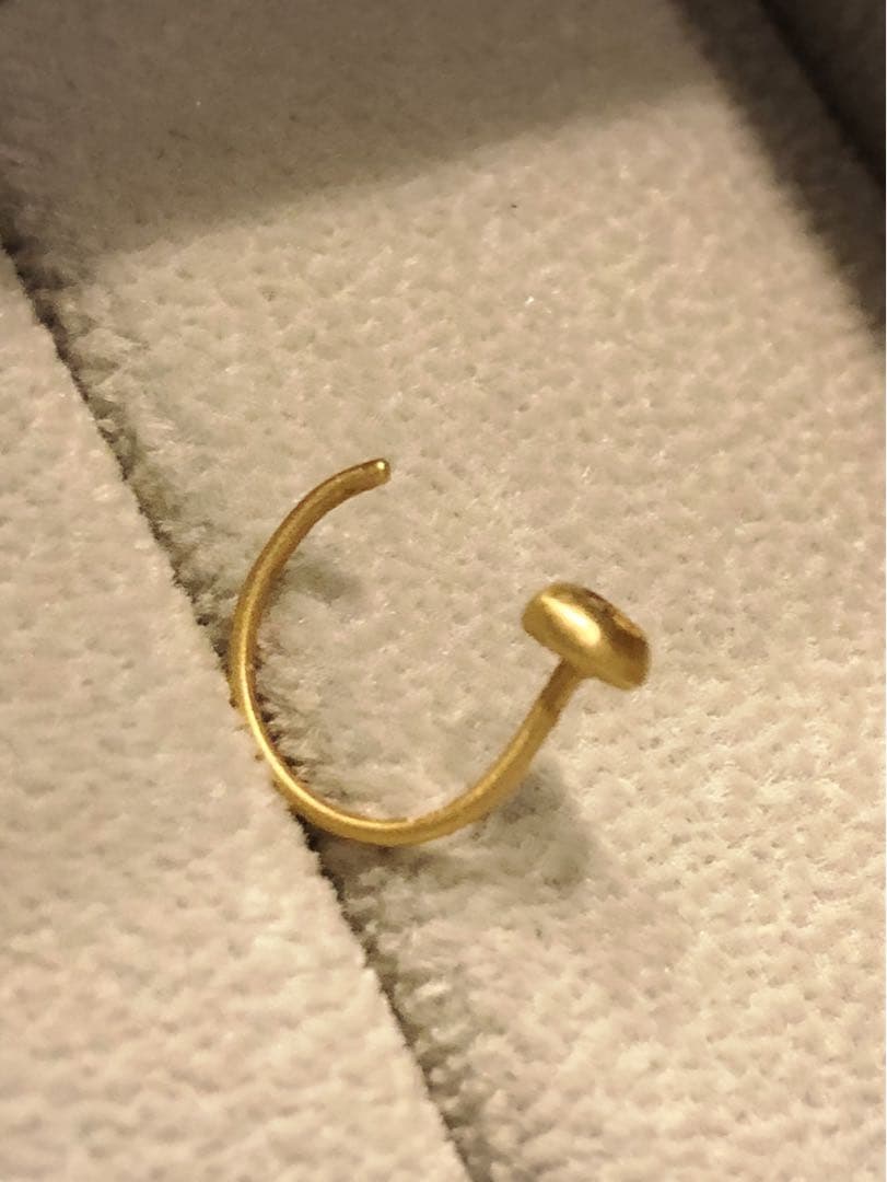 blanc iris ブランイリス 18kYG ダイヤモンドピアス