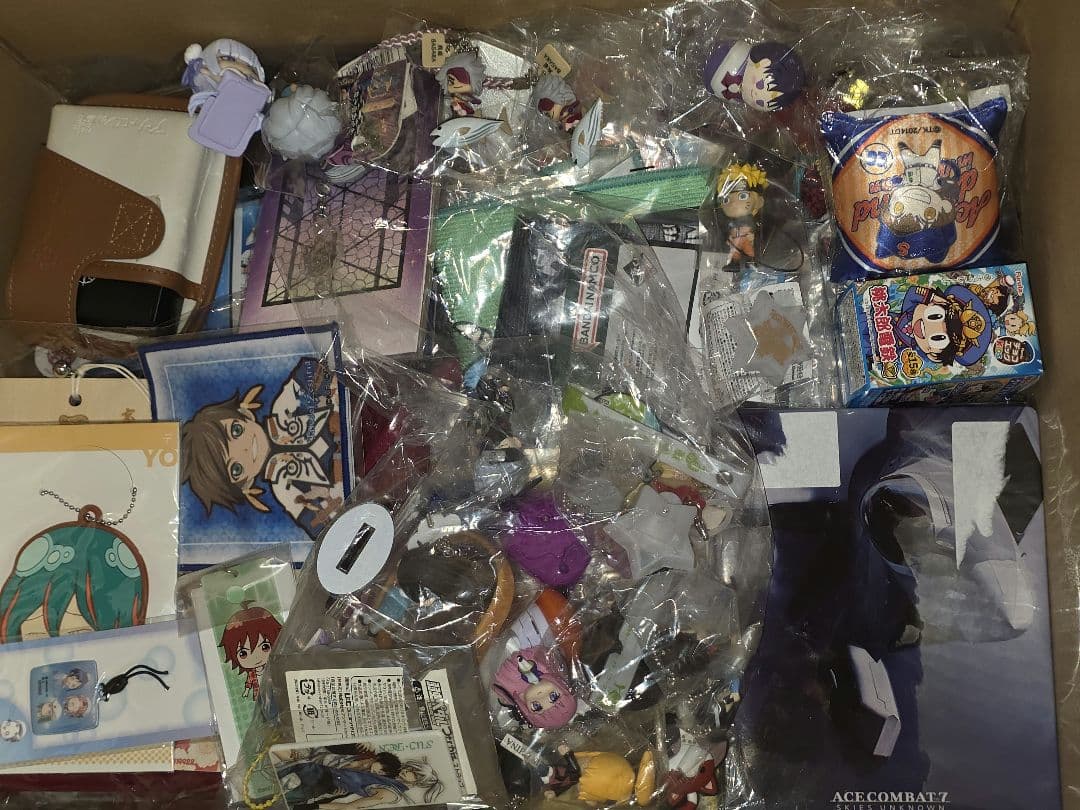 アニメ　ゲームグッズまとめ　300点