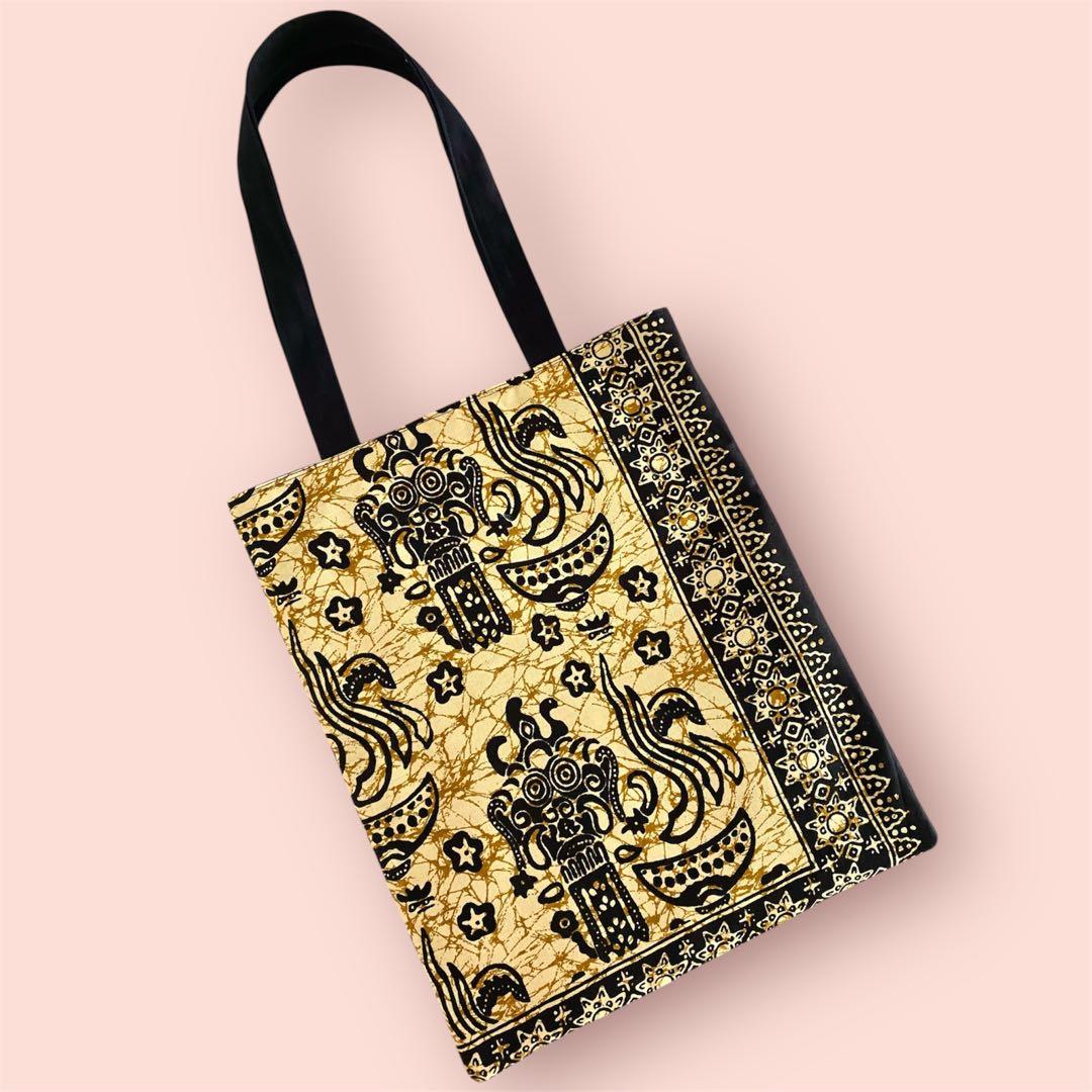 【再販】　インドネシアバティック　A4肩掛けバッグ　ハンドメイド