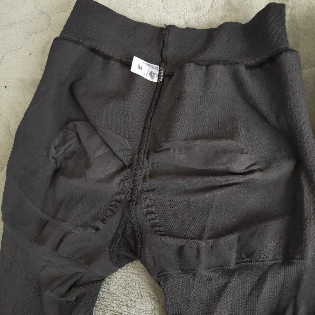 京急　マルコ　タイツ