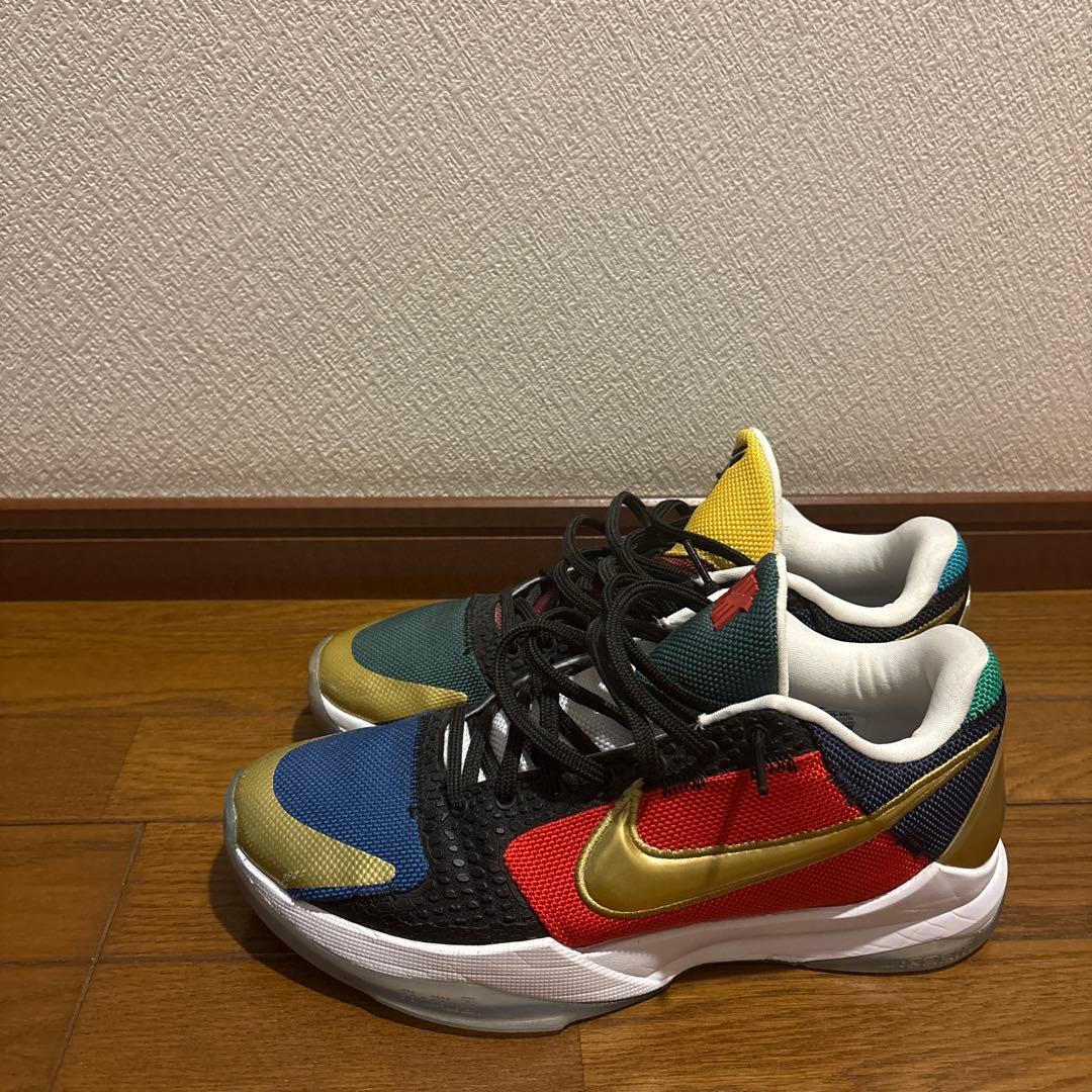 UNDEFEATED × Nike Kobe 5 Protro マルチカラー