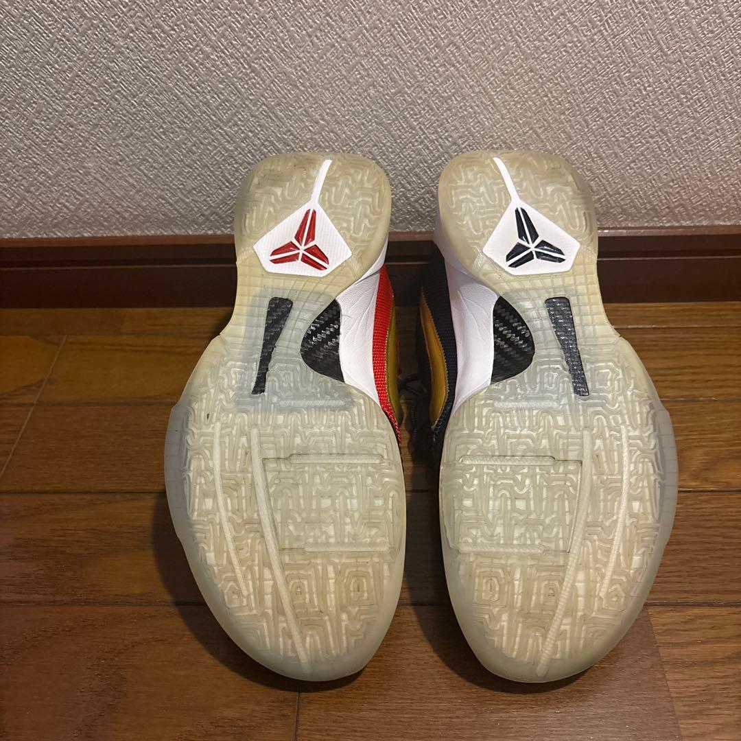 UNDEFEATED × Nike Kobe 5 Protro マルチカラー