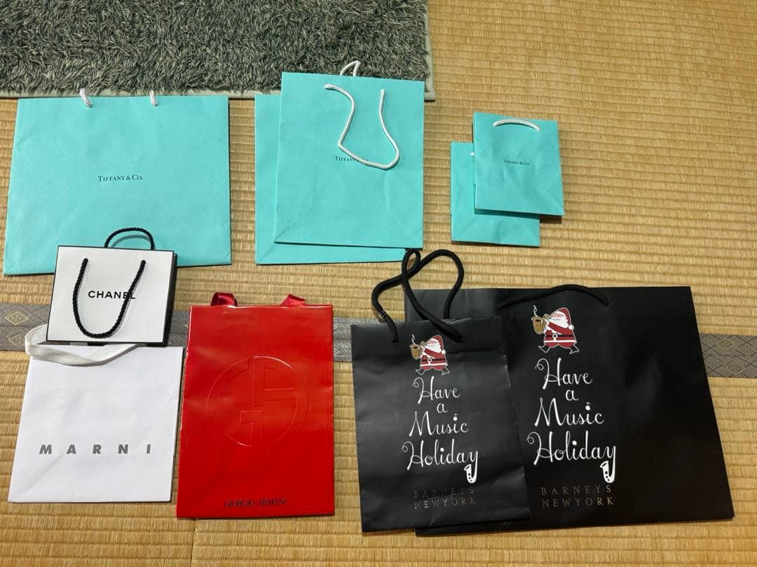 ブランド紙袋35点セット（Hermès, Chanel, Marni など）