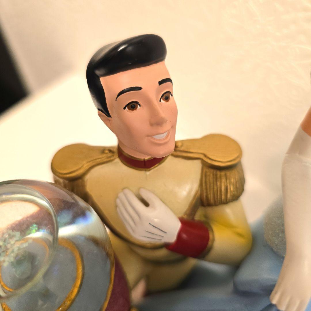 シンデレラ　オルゴール　スノードーム　スノーグローブ　置物　箱あり