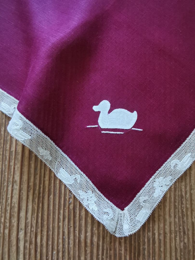 アンティーク 家鴨アップリケ刺繍 繊細な水鳥＆水草花アランソンレース クロス β