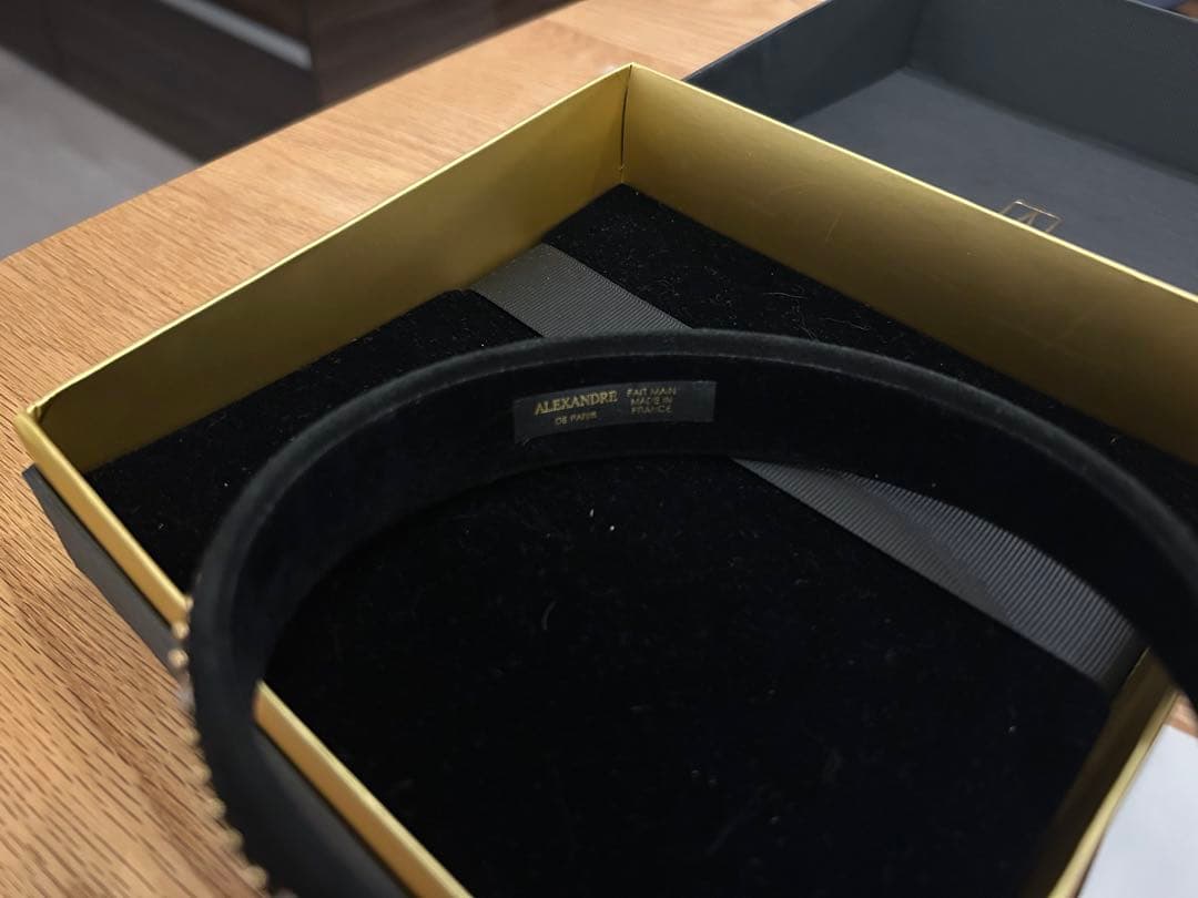 ポワンさま専用　パリ限定　アレクサンドルドゥパリ　スタッズカチューシャ