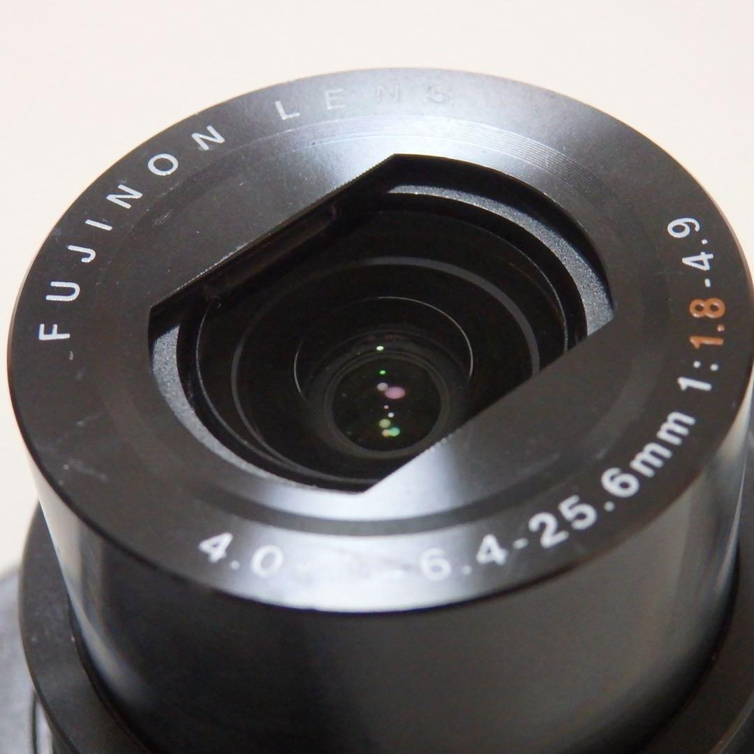美品　フジフイルム XQ1 ブラック　FUJIFILM
