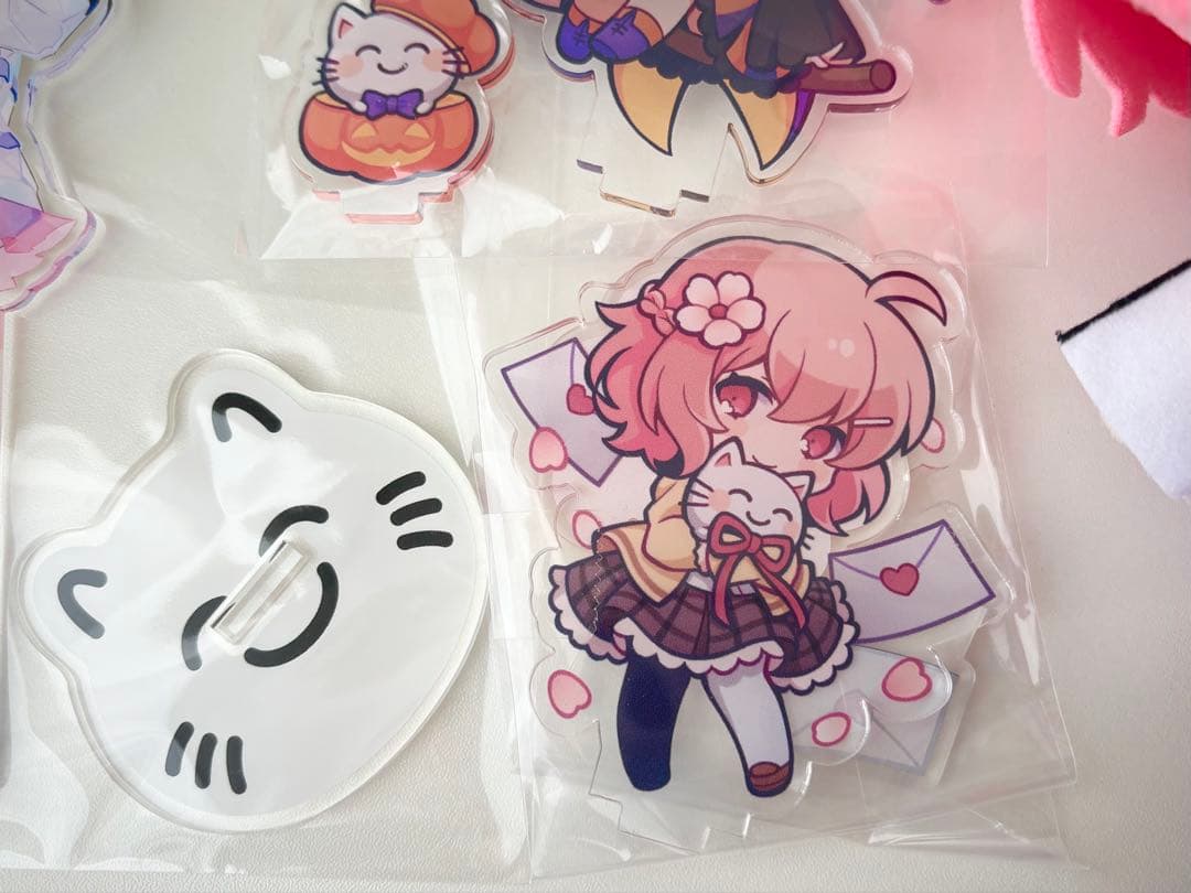 なるせ　グッズ　ぬいぐるみ　アクスタ　アクキー