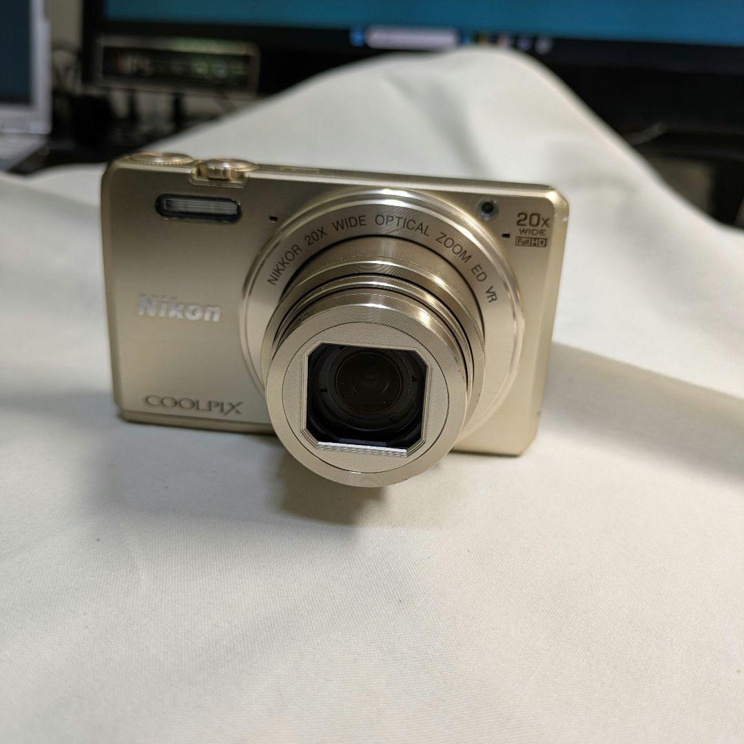 ニコン　Nikon　COOLPIX　S7000　コンパクトデジカメ　画面汚れあり
