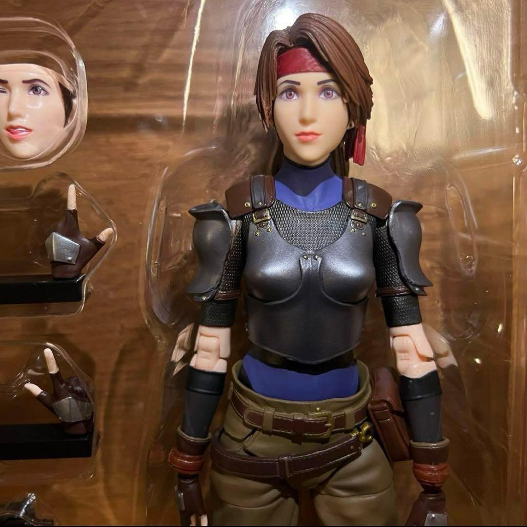 プレイアーツ改 ジェシー ファイナルファンタジー7 フィギュア