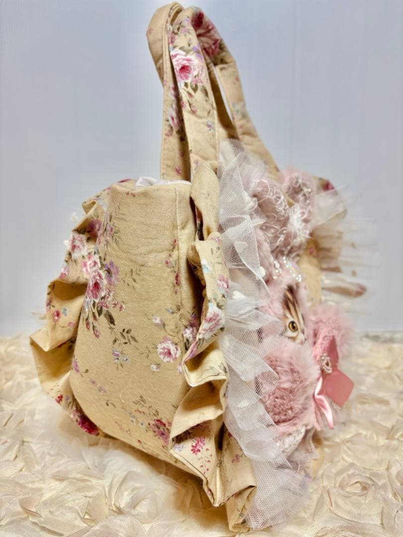 コヤンイサムチョン　ハート型フリルふりふり丸型コロリンバッグ