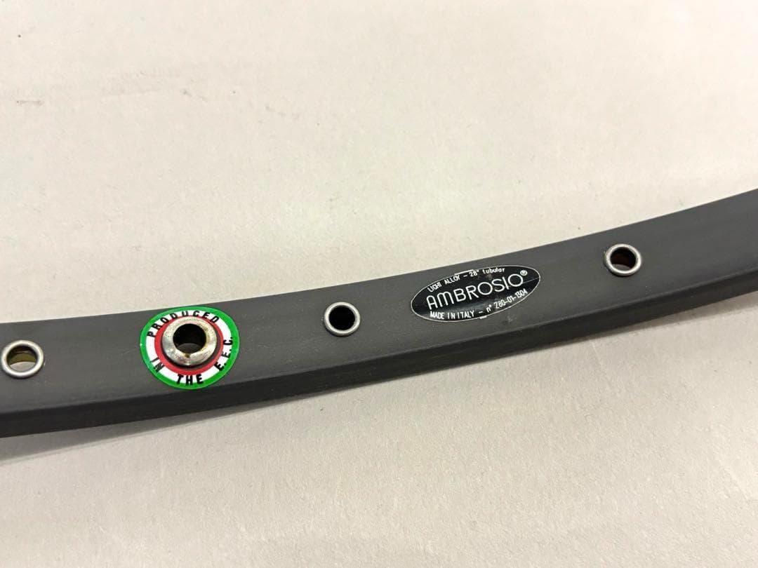 187【新品・未使用】AMBROSIO　MONTREAL　DUREX