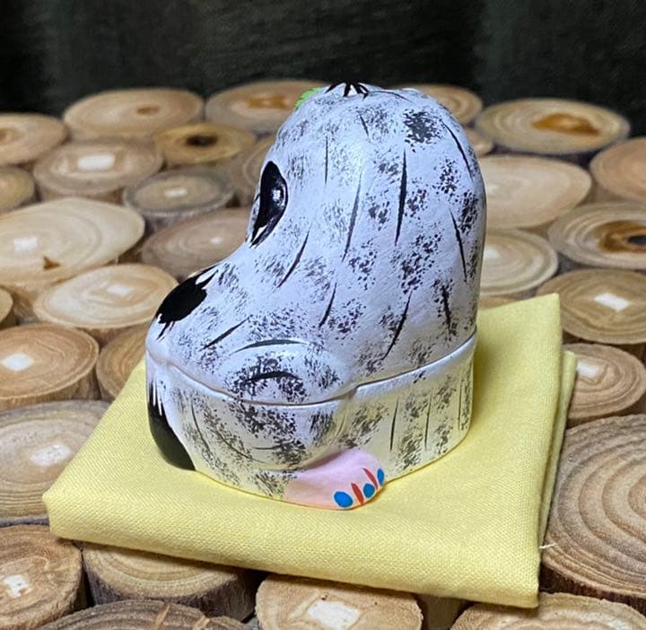 伏見人形 白虎 香合