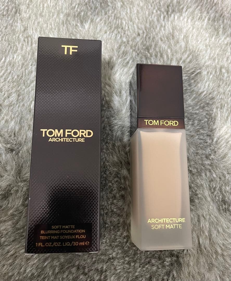 【新品未使用】トムフォード ブラーリングファンデーションROSE 30ml