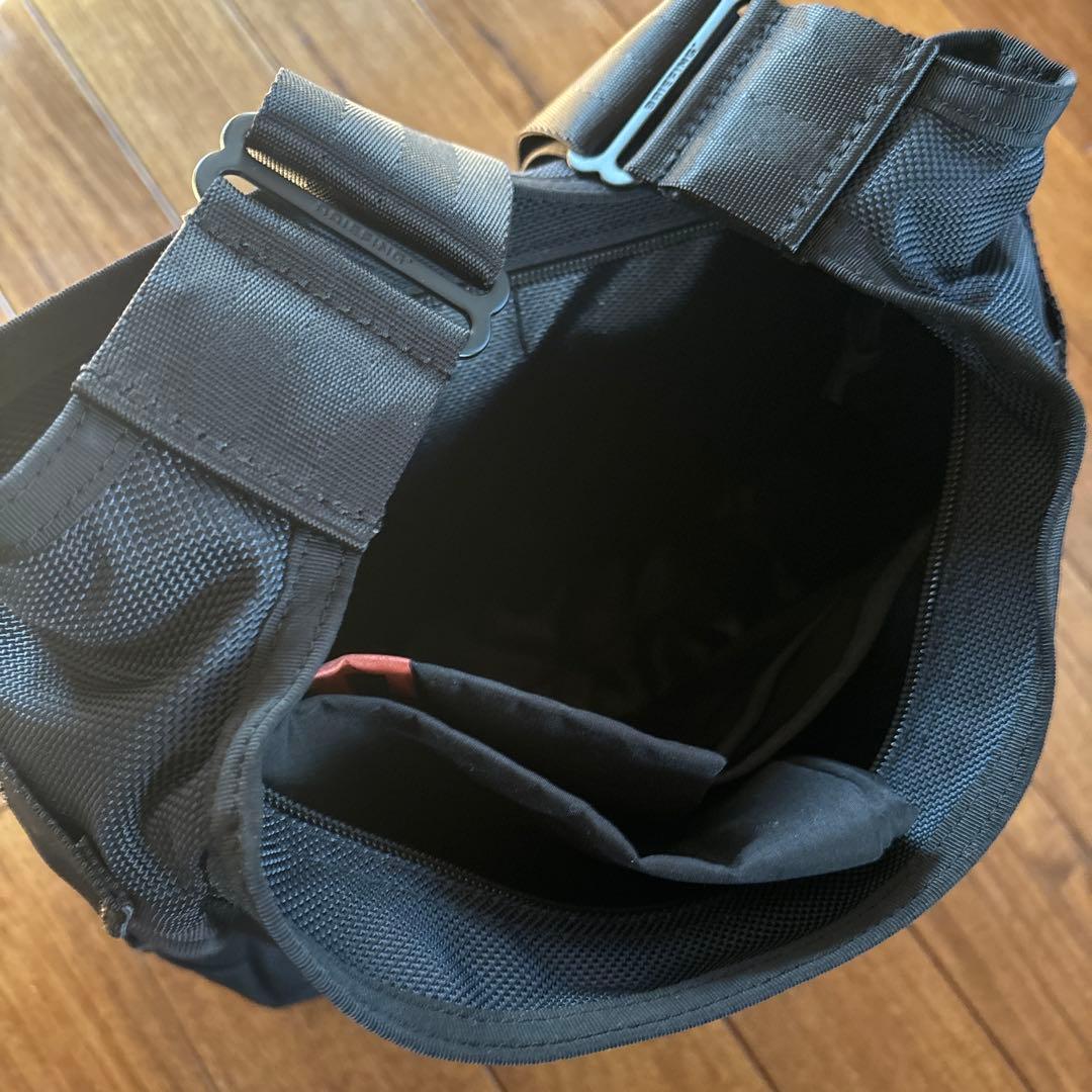 BRIEFING ブリーフィング　ショルダーバッグ　ネイビー