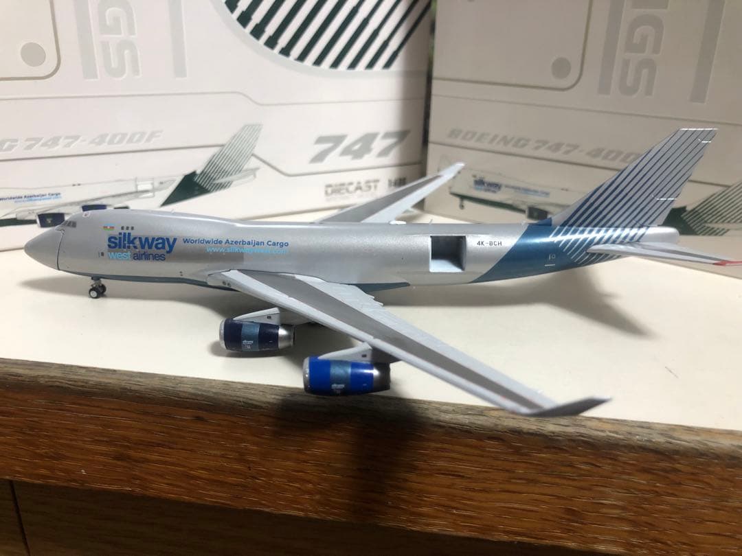 R*A様 silkway west 1/400 B747-400F 4K-BCH