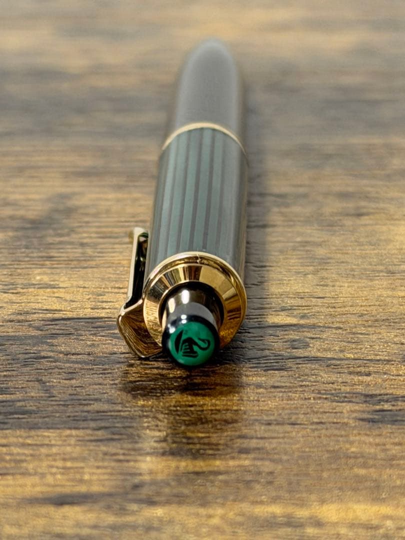 未使用に近い　K400 緑天冠　ペリカン　スーベレン　　ボールペン　M ドイツ製