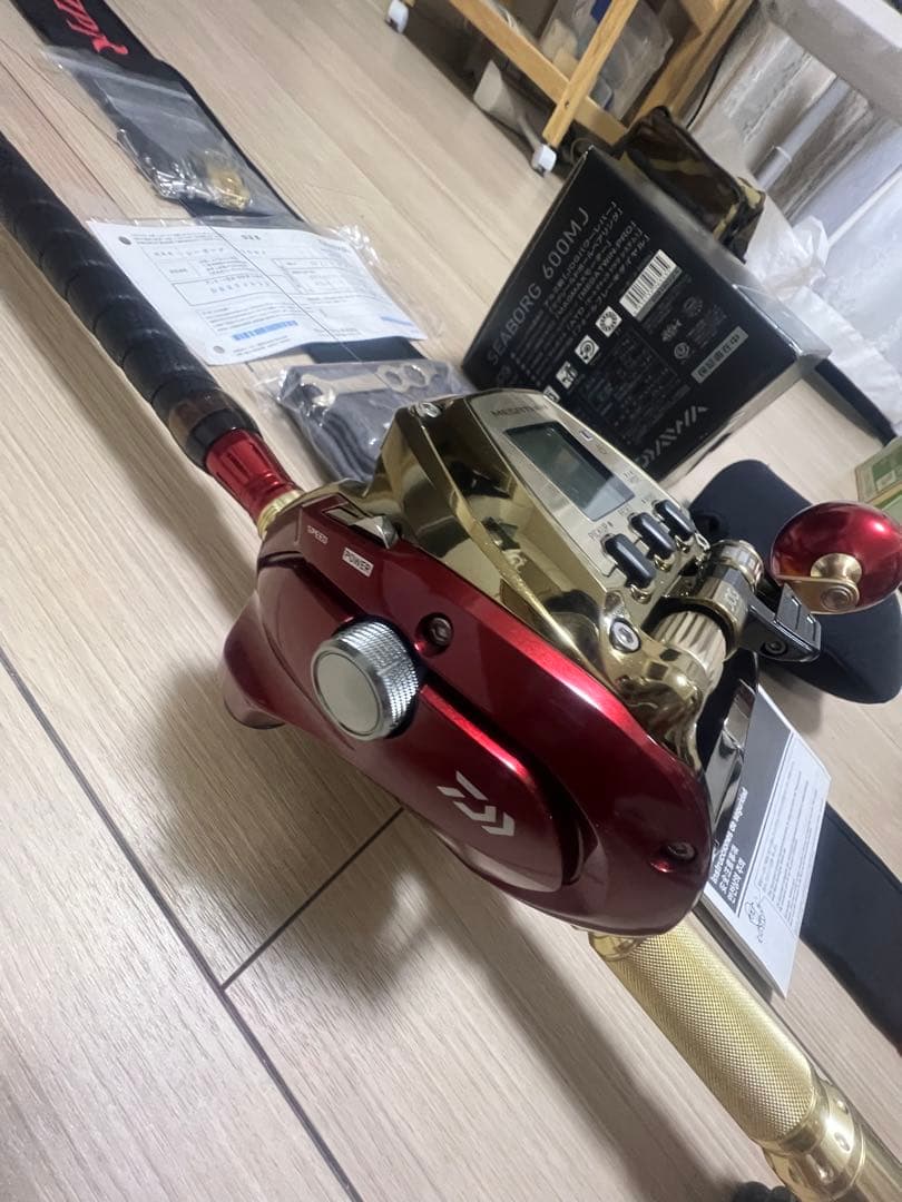 美品ダイワシーボーグ600MJ電動リール