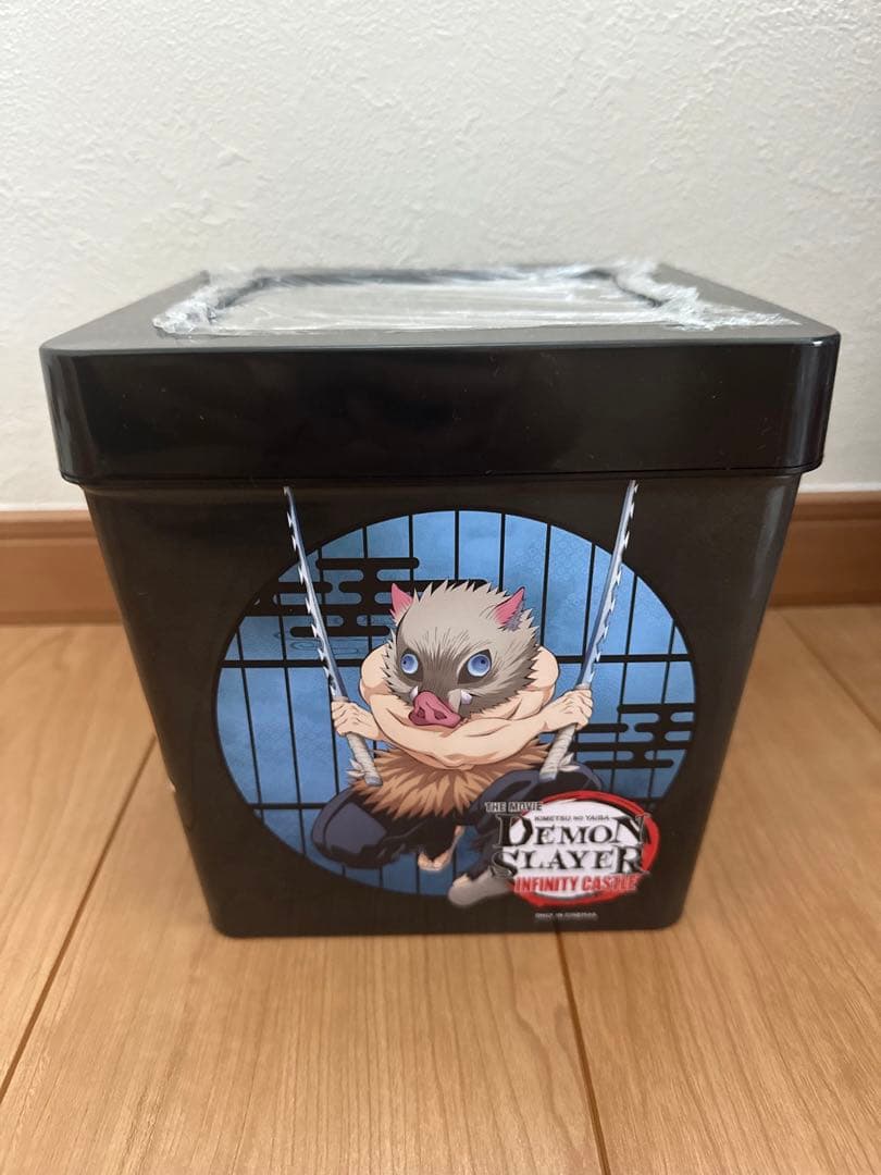 鬼滅の刃 無限城編 海外限定 光るポップコーンボックス缶