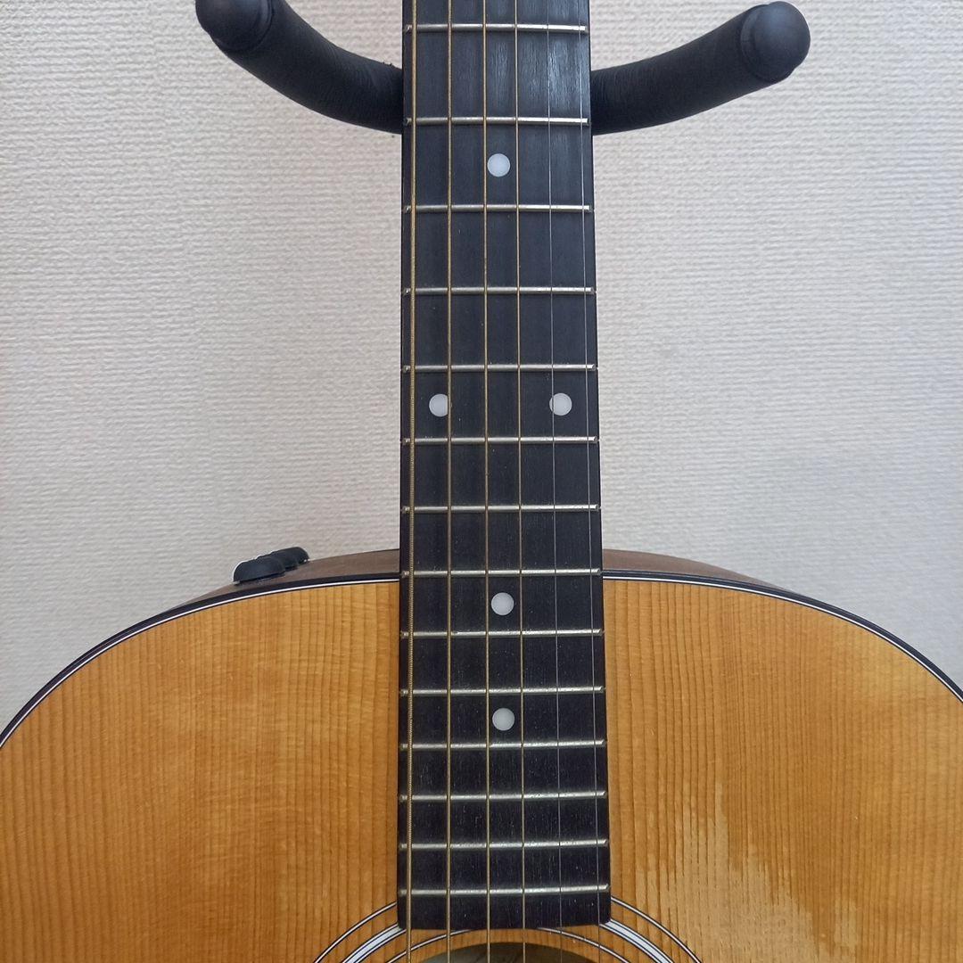 Taylor　テイラー　アコースティックギター　アコギ　114e