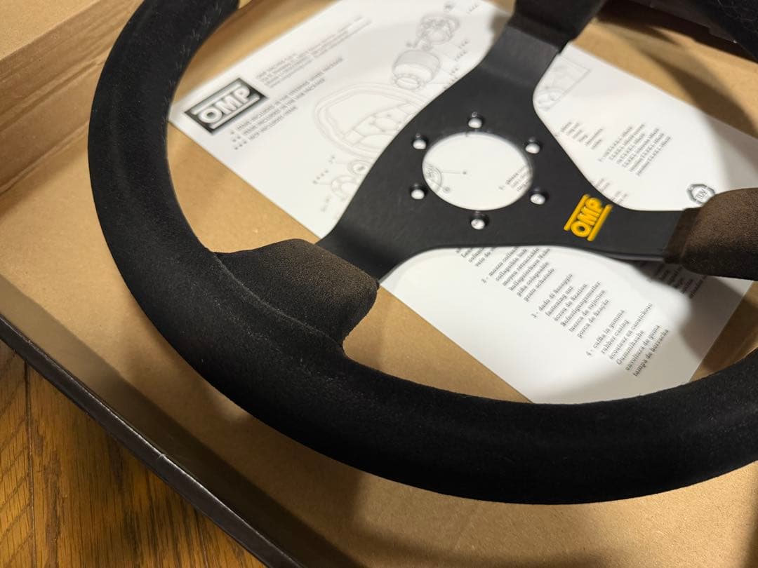 OMP WRC 350mm スエード ステアリング (説明要確認)