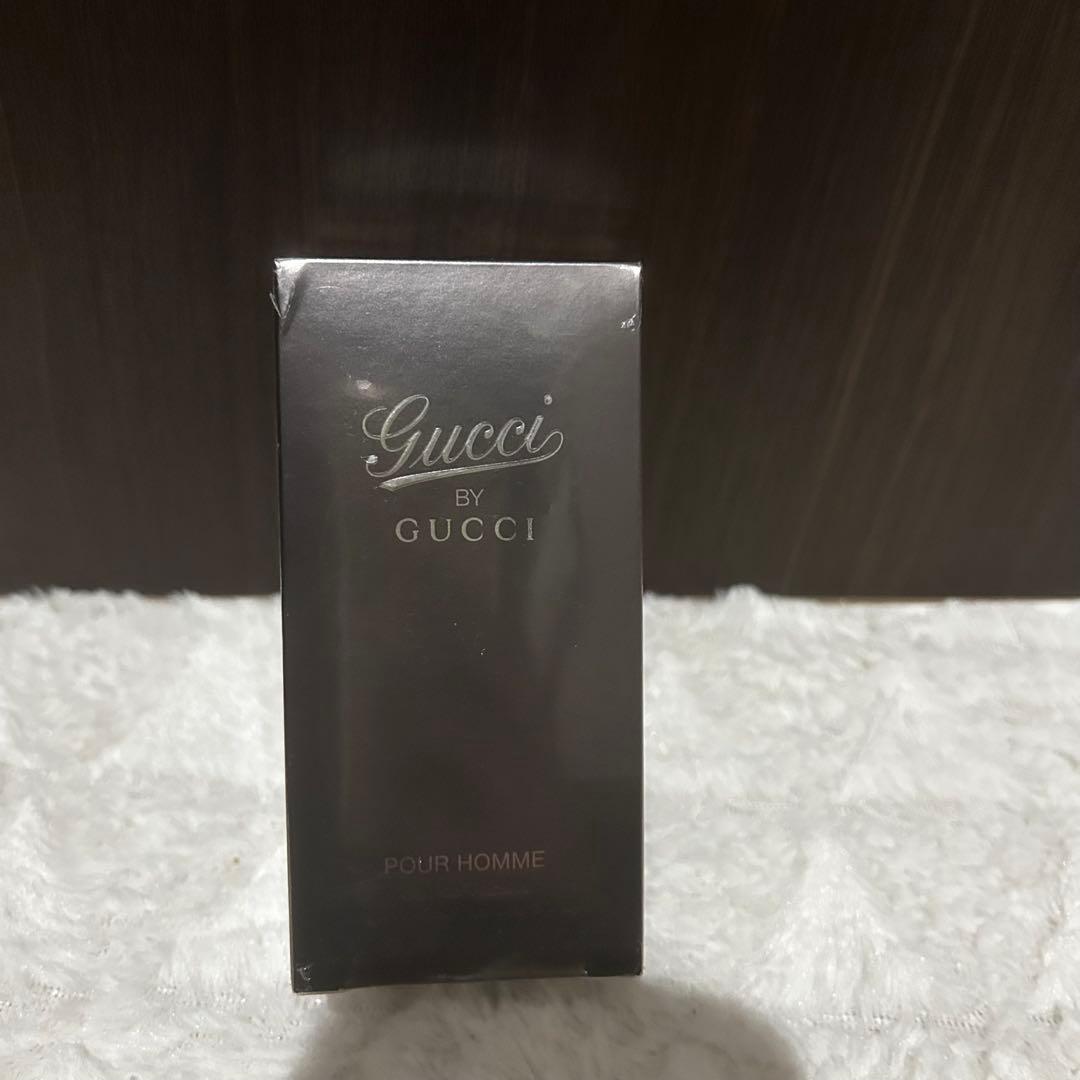 新品♡廃盤希少♡❤︎グッチ❤︎バイグッチプールオムオードトワレ50ml ショップ袋付