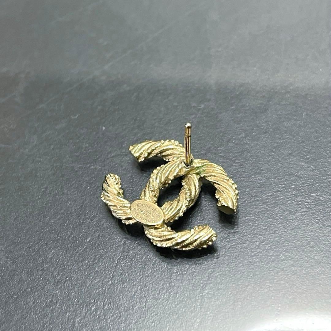 CHANEL/シャネル/ピアス/片耳/ゴールド/ねじれ/ヴィンテージ