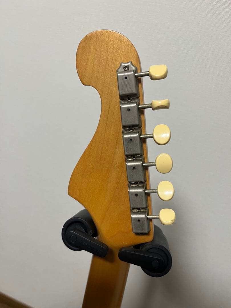 ストラトキャスタータイプ　エレキギター　レリック