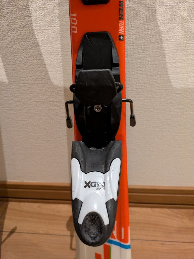ロシニョール ROSSIGNOL HERO スキー 100㌢　ポール付き