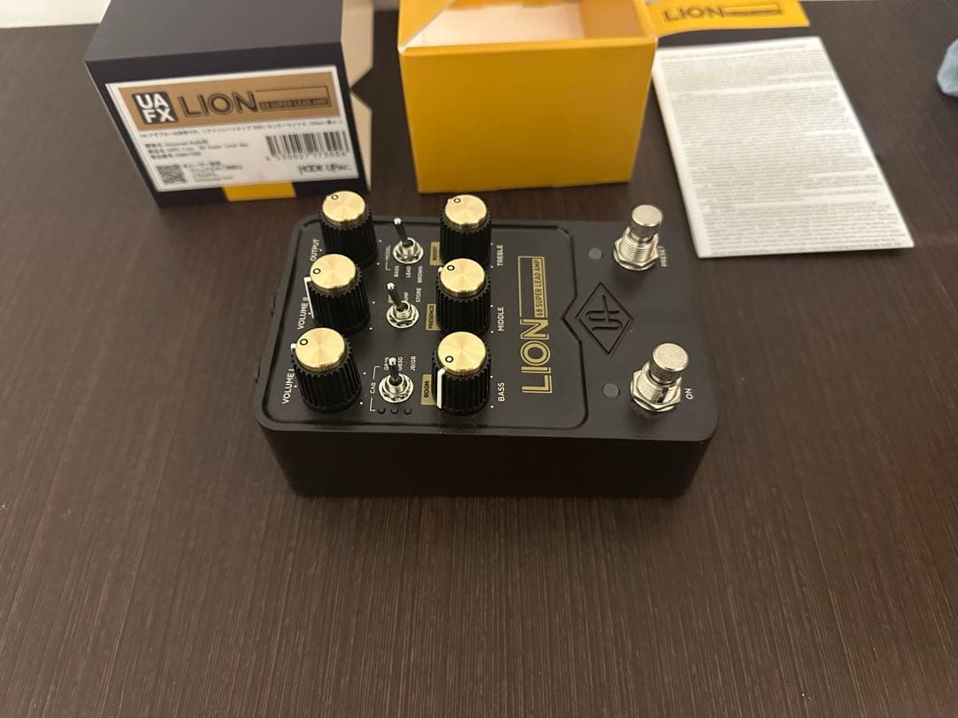 ギター UNIVERSAL AUDIO UAFX Lion '68 Super Lead