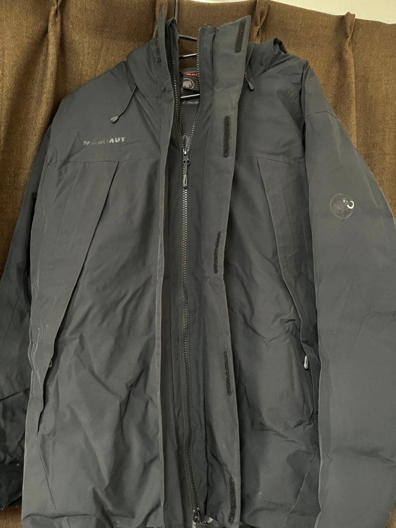 MAMMUT 黒 ダウンジャケット フード付き