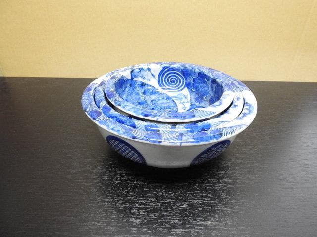 伊万里三ツ重鉢　MA342