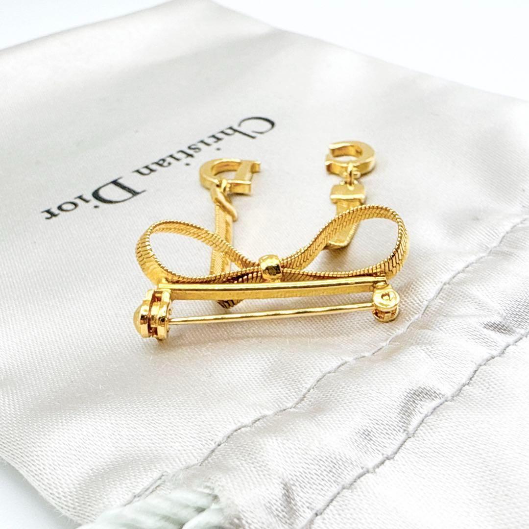 2625-8 極美品✨Dior　ブローチ　CD　ロゴ　希少　リボン