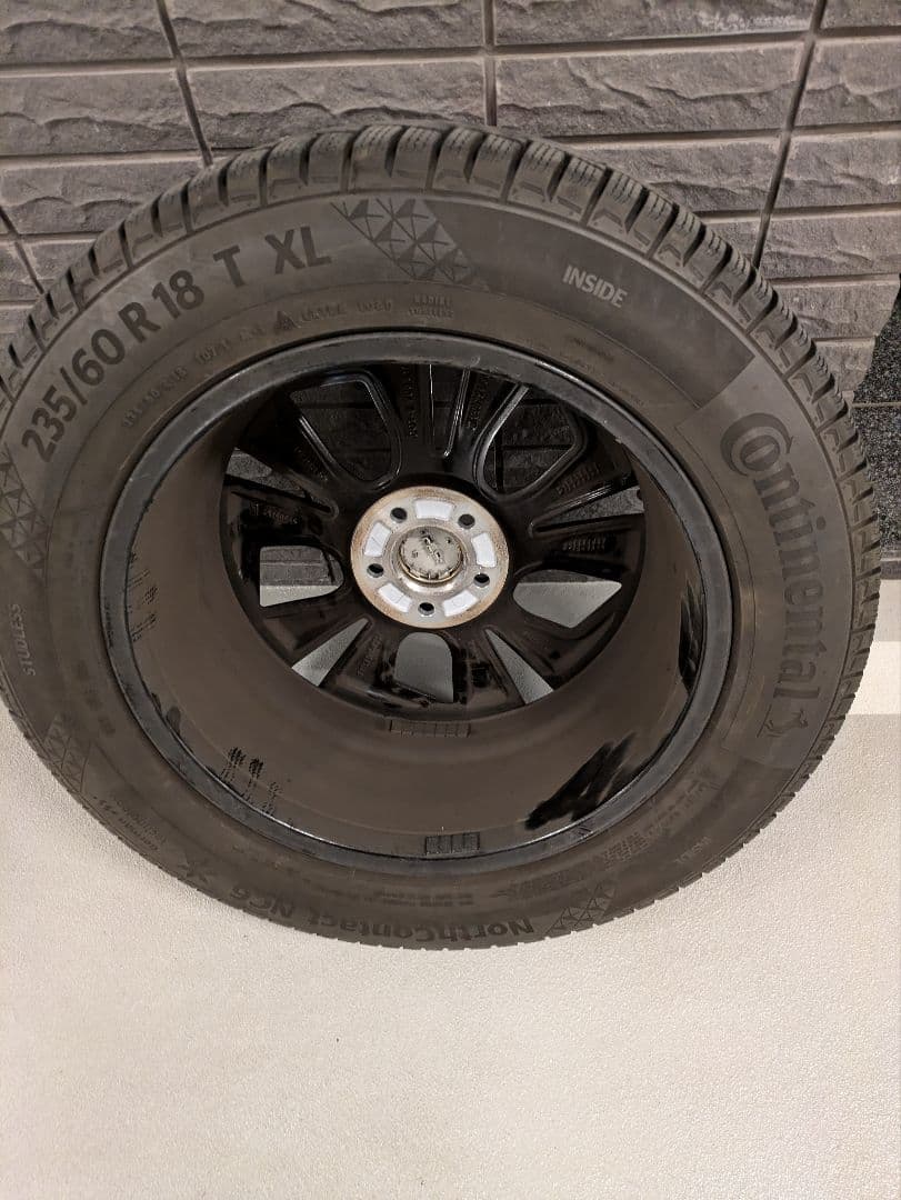 ボルボ XC60用の純正ホイールとスタッドレスタイヤ4本セット