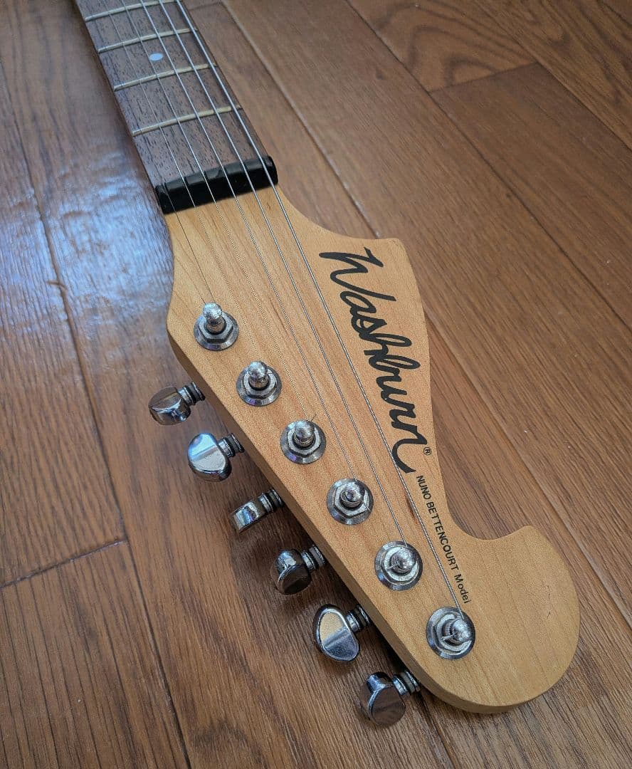 レアカラー！ Nuno Bettencourt Washburn N1